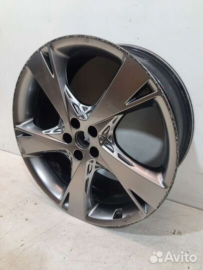 Диск R22 Genesis GV80