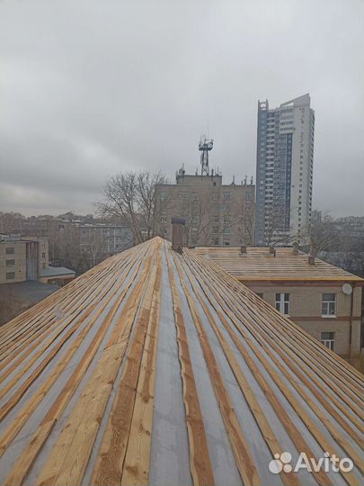 Бригада строителей