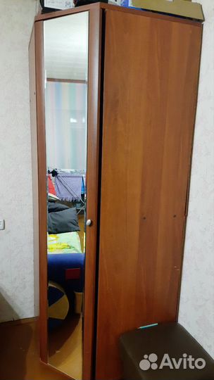 Угловой шкаф