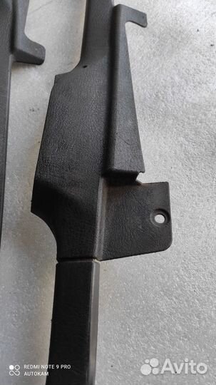 Порожек пластиковый внутренний Audi 80 b3