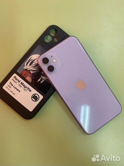 Продам iPhone 11