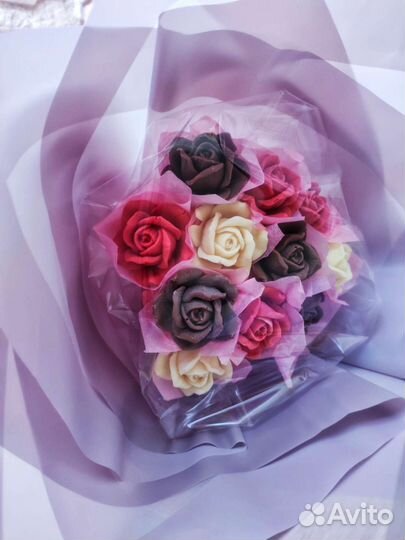 Букеты из шоколадных цветов