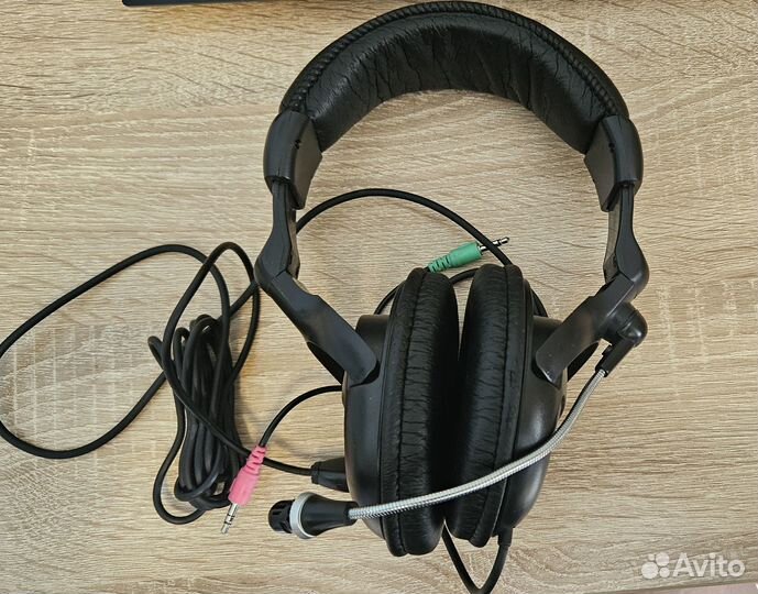 Наушники проводные с микрофоном Defender