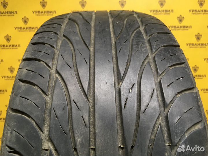 Maxxis MA-Z4S Victra 215/50 R17 95W