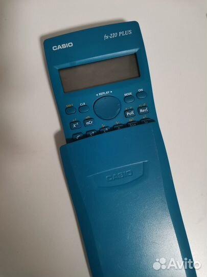 Калькулятор Casio fx220 plus