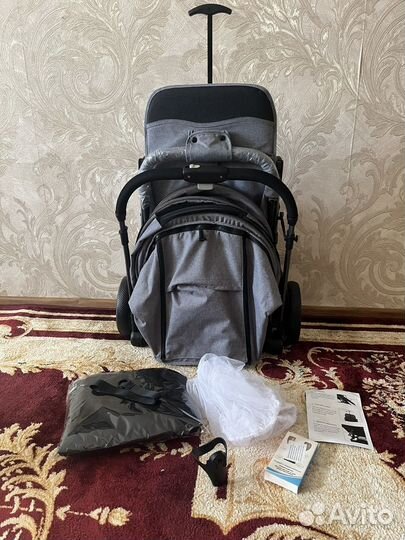Коляска новая в коробке с перекидной ручкой