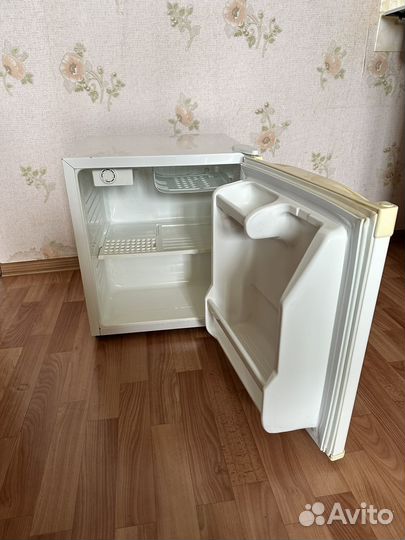 Холодильник Daewoo