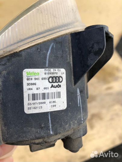 Фара противотуманная левая Audi A3 8P