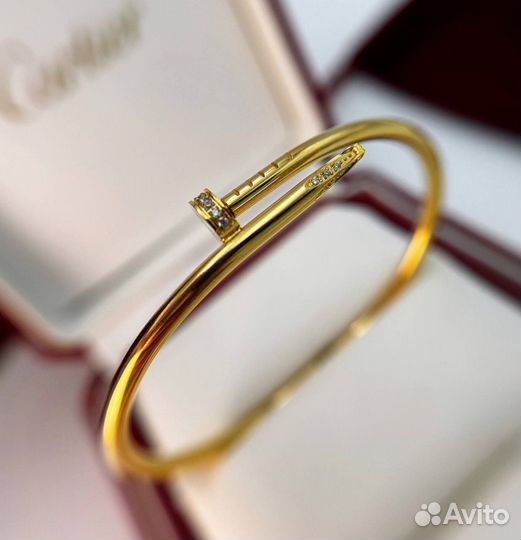 Тонкие браслеты Cartier