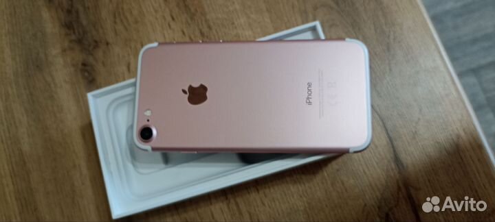 iPhone 7, 32 ГБ