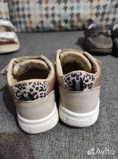 Обувь пакетом