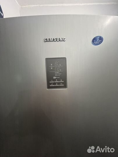 Холодильник samsung