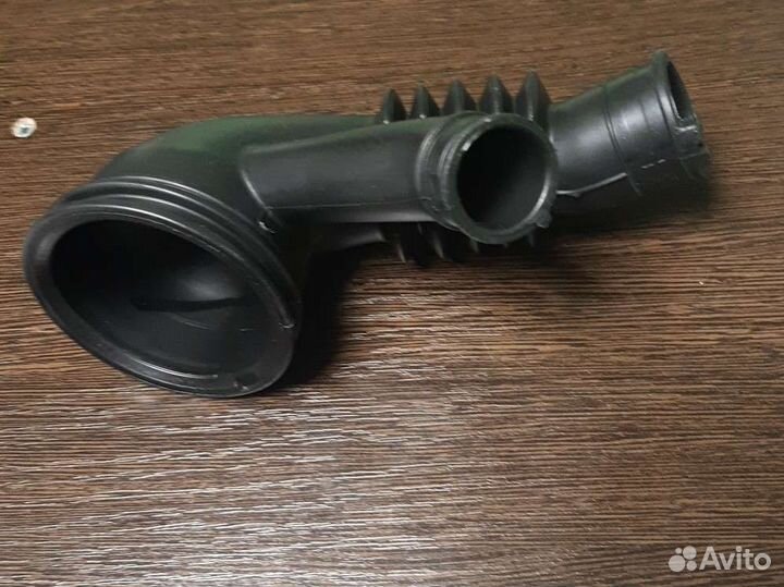 Патрубок слива DC67-00551A стиральной машины Sam