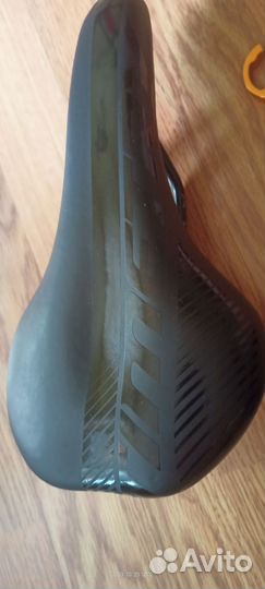 Велосипедное сиденье,кольца на грипсы