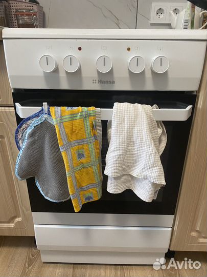 Плита электрическая Hansa fccw-53000