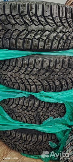 Bridgestone Blizzak Spike-01 185/65 R15