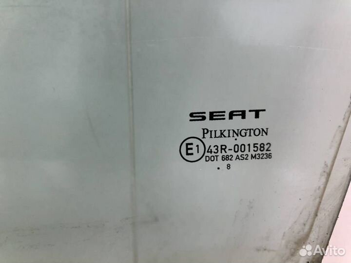 Стекло двери передней левой Seat Leon 1P1 2005-201