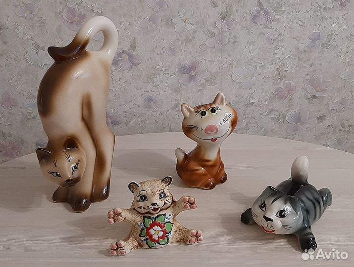 Статуэтки котов