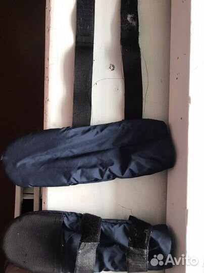 Шлейка для средней собаки и обувь для собак