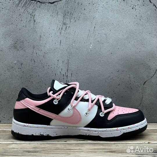 Кроссовки женские Nike Dunk Low