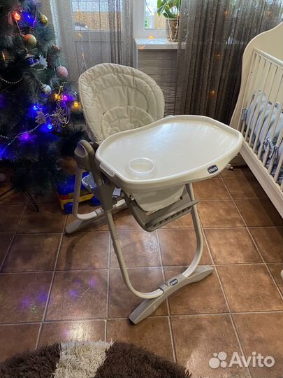 Детский стульчик для кормления chicco