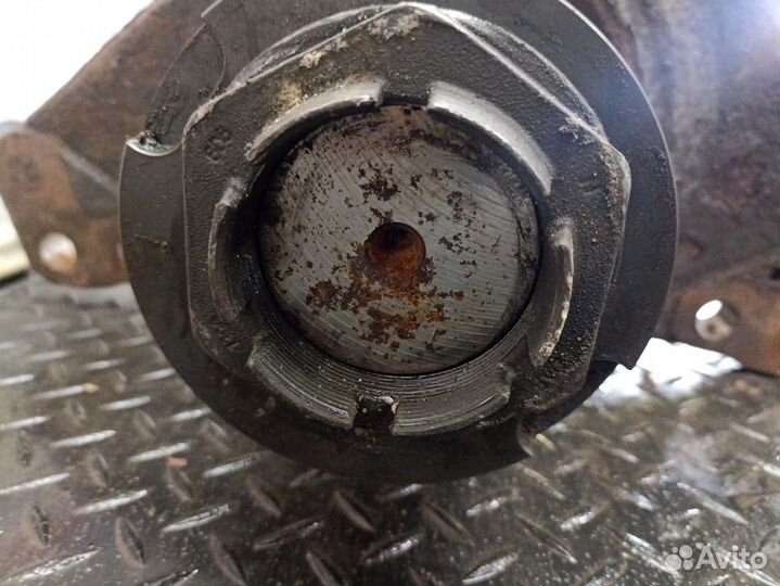 Кулак поворотный левый Daf CF, Daf XF105