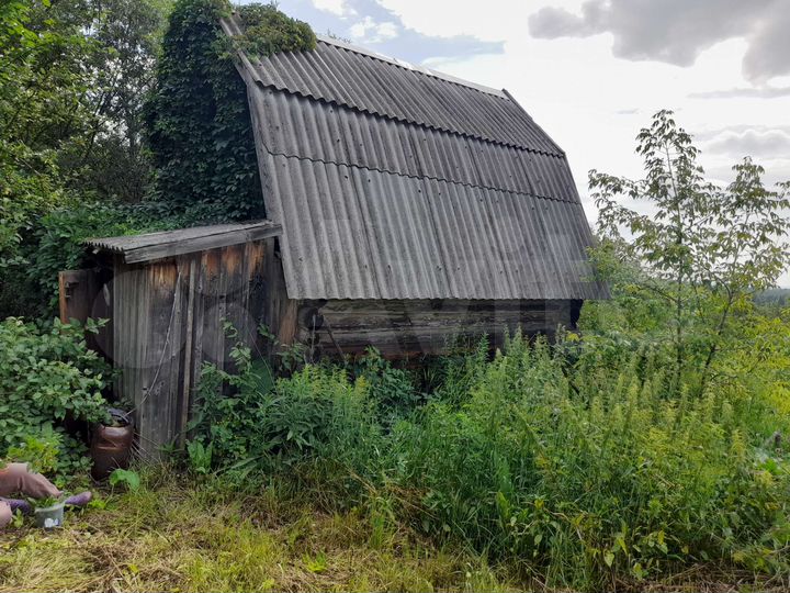 Дача 20 м² на участке 13 сот.