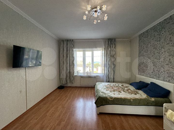 3-к. квартира, 70,9 м², 2/2 эт.
