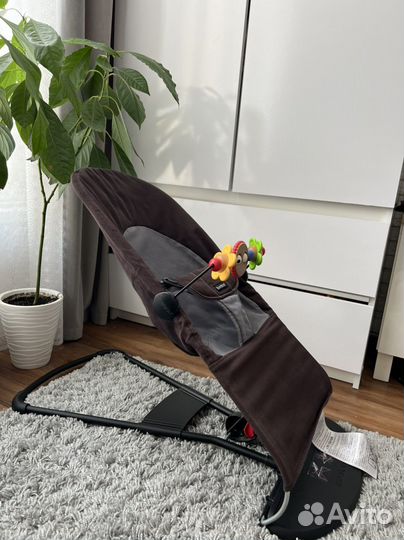 Шезлонг детский babybjorn