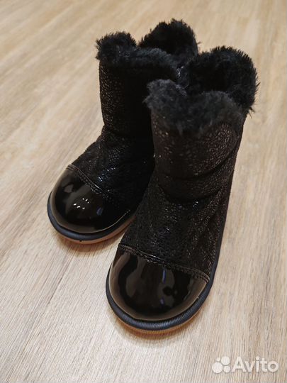 Ботинки демисезонные 23 размер