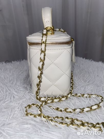 Сумка Chanel mini оригинал cpoчнo