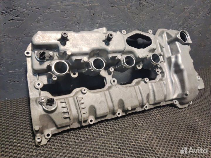 Крышка головки блока цилиндров правая Bmw 550Ix