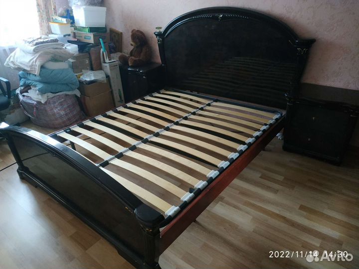 Кровать двухспальная