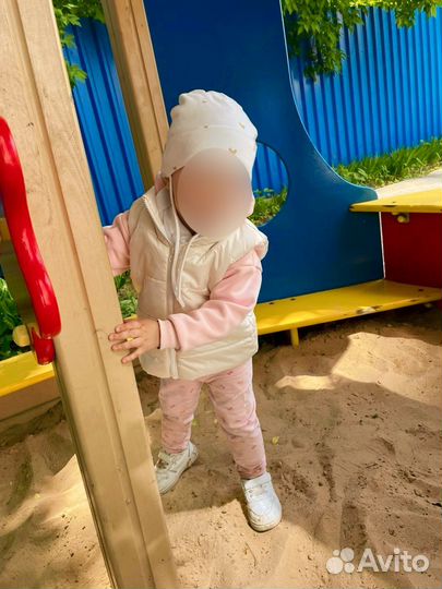 Жилетка утепленная детская молочная 80/86 см