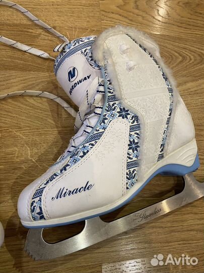 Продам коньки женские 39р