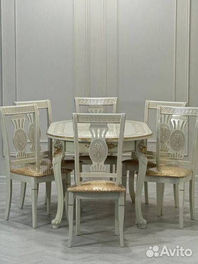 Столы и стулья. в наличии