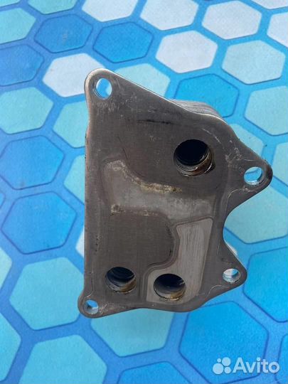 Радиатор масляный 06J117021D