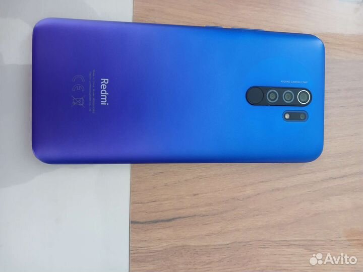 Телефон Xiaomi redmi