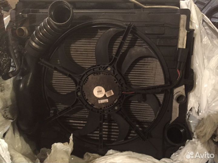 BMW X6 e71 BMW X5 e70 радиатор кассета радиаторов