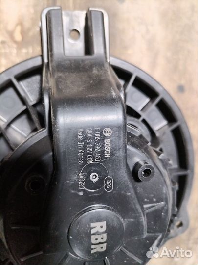 Моторчик отопителя Kia rio 3