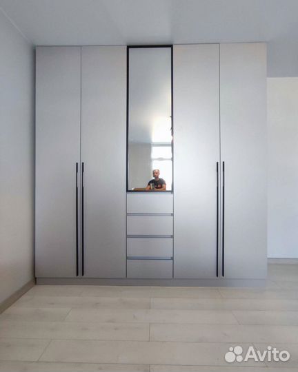 Шкаф с фрезеровкой