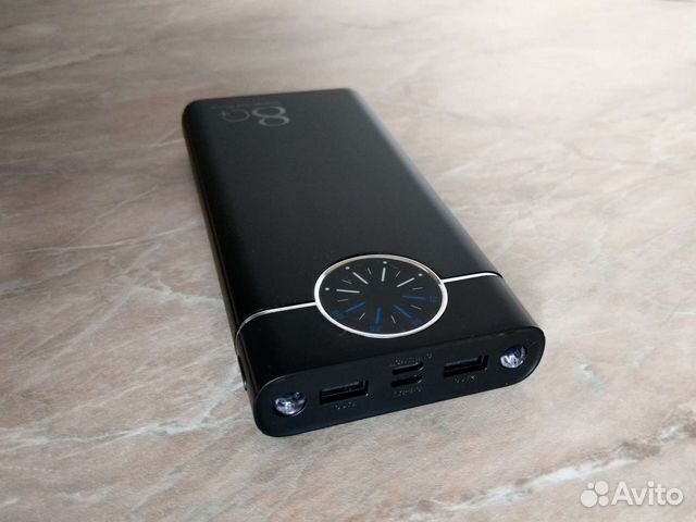 Внешний аккумулятор 10000 мАч с фонариком, новый