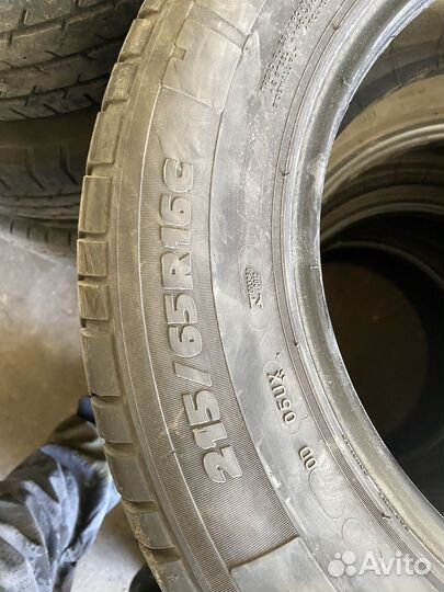 Michelin Agilis 215/65 R16 113G