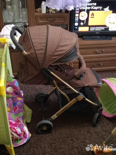 Прогулочная коляска