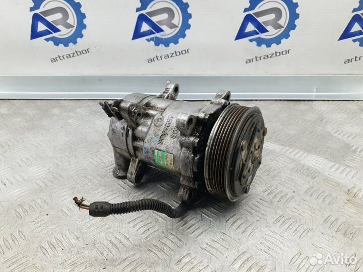 Компрессор кондиционера Peugeot 206 1.4 TU3A 75