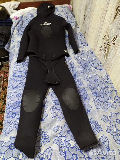 Гидрокостюм