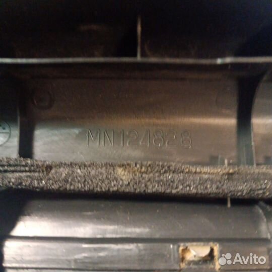 Накладки на пороги mitsubishi outlander 1