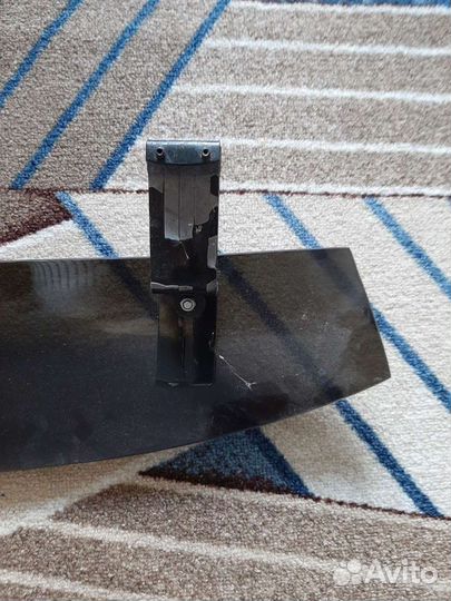 Дефлектор задней двери на Рено duster