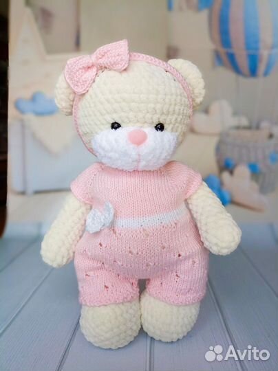 Мишка ручной работы из плюшевой пряжи