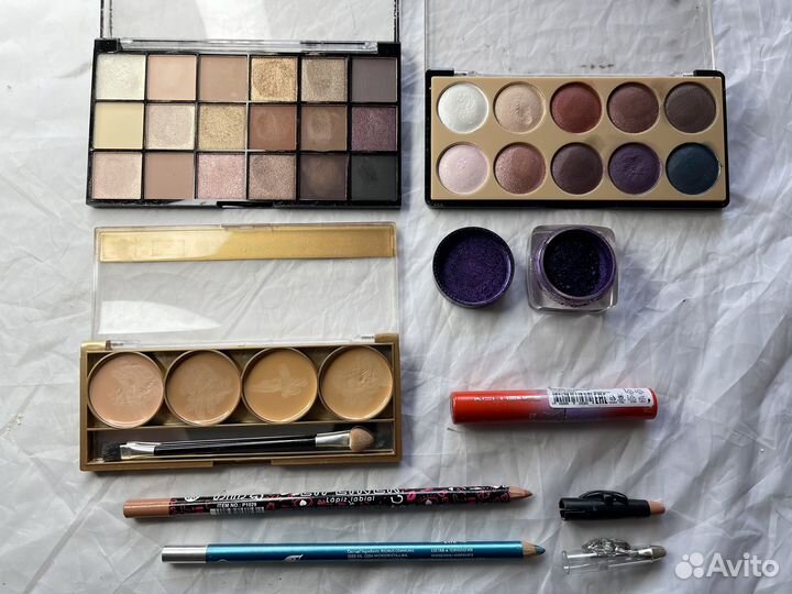 Косметика декоративная пакетом